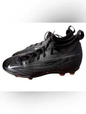 Nike Phantom GX Elite Dynamic Fit FG Soccer Cleats Youth size 1 Black Orange